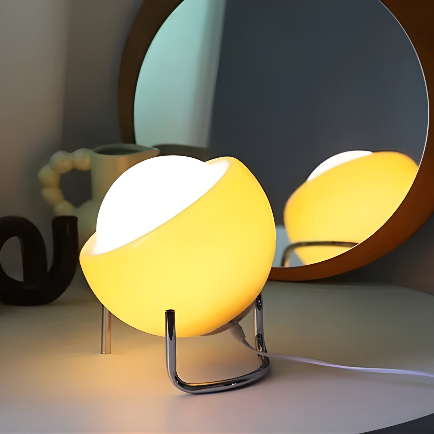 Bauhaus Glass Table Lamp in Retro Design