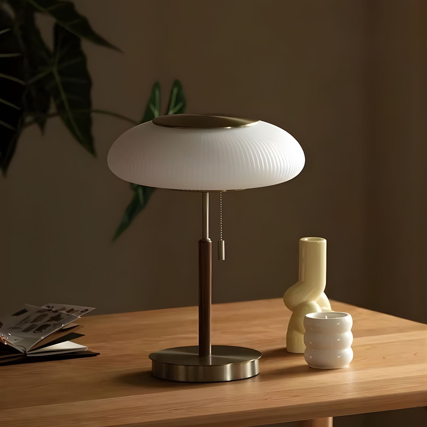 Vintage Glass Table Lamp - Nordic Elegance